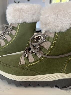 Royal Doulton Olive Green Suede Winter Lace-Up Boots with Cream Faux-Fur Collar